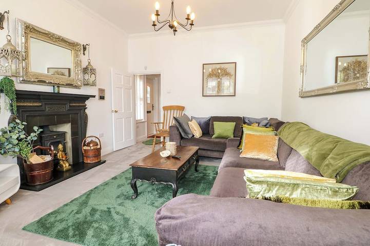 Cottage for 8 people, with garden in Bournemouth