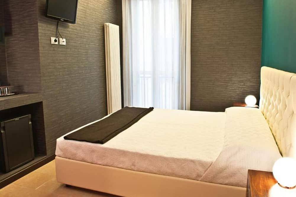 Verdi · Großes Doppel- oder Zweibettzimmer in Centro Storico di Verona, Verona