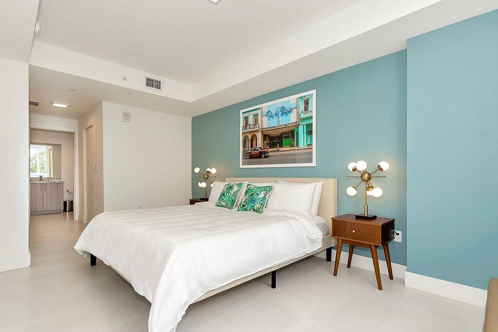 Minutes from Miracle Mile | Roami at Grove 27 in Miami, Florida