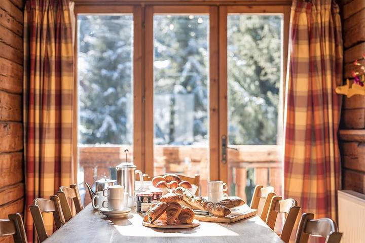Gîte pour 10 personnes, avec balcon à La Perrière - 2