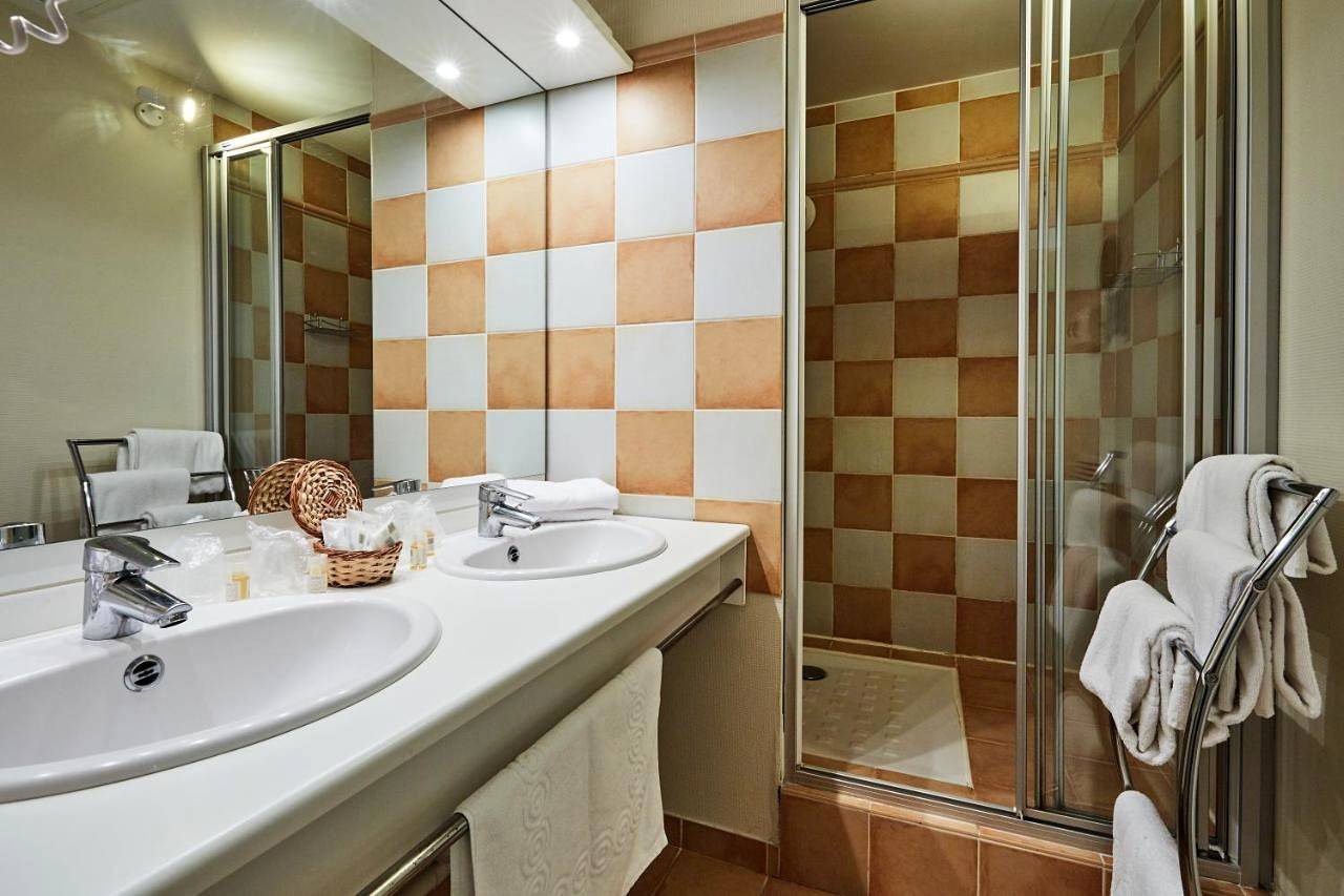 Standard Triple Room in Colleville-sur-Mer, Région de Bayeux