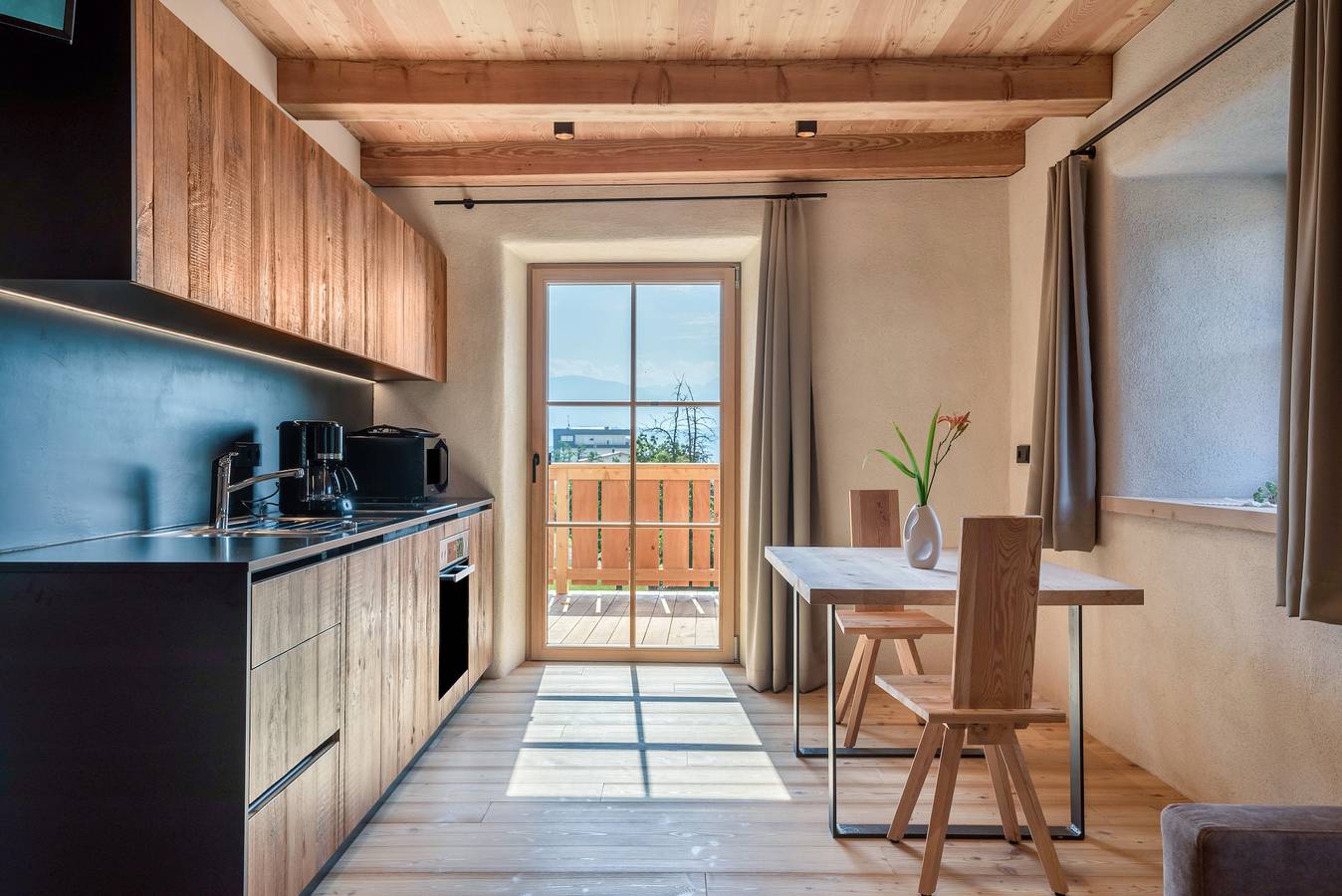 Appartamento intero, Appartamento Egger an der Lahn - Dolomiti con vista sulle montagne, terrazza e Wi-Fi in San Genesio Atesino, Alpi Sarentine