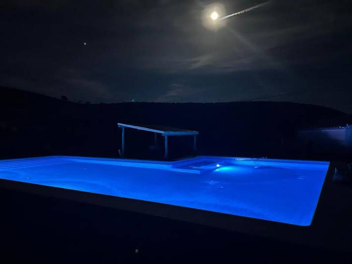 Casa rural para 4 personas, con piscina y jardín, Se admiten mascotas en Castril - 4