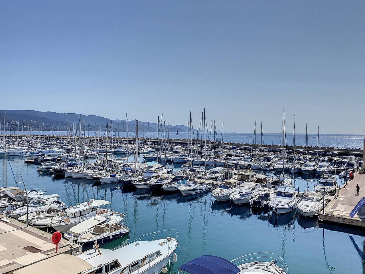 Appartement De Vacances pour 4 Personnes dans Bormes-les-Mimosas, Côte d'Azur