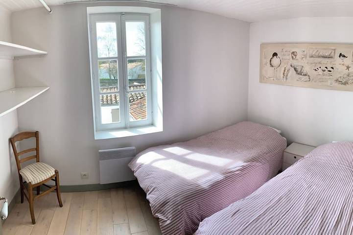 Le Puy de Sorelle : Maison de charme rénovée très ensoleillée in Le Bois-Plage-en-Ré, Île de Ré