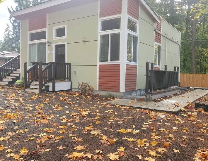 Vacation rental for 8 people, with terrace and yard in King County