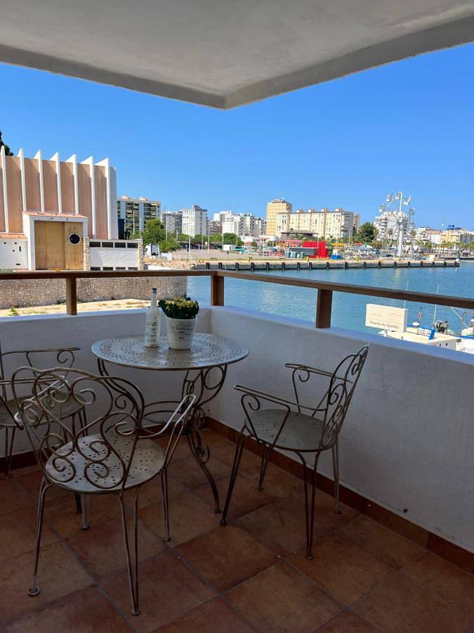 Apartamento de vacaciones para 7 personas, con terraza y vistas - 1
