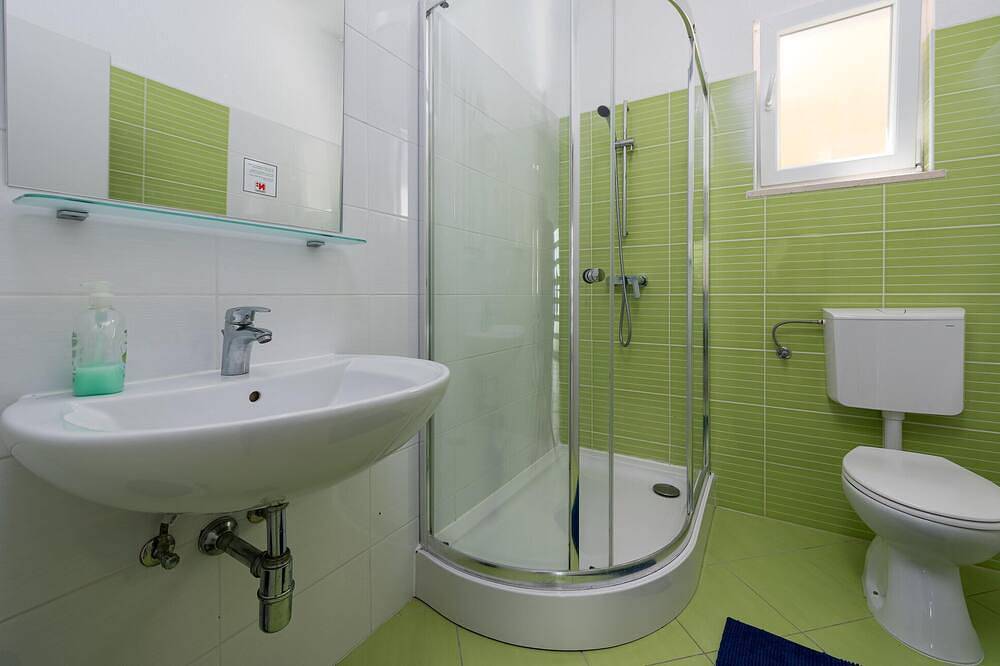 Geheel appartement, Geweldig appartement in Lukovo Sugarje in Lukovo, Kvarn vasteland