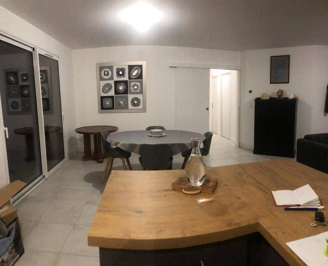 Three-Bedroom Home in Vertou, Région de Nantes