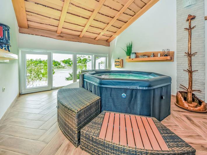 Ferienhaus für 5 Personen, mit Terrasse in Karlobag - 3