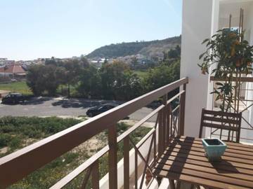 Gîte pour 4 personnes, avec balcon dans Oróklini