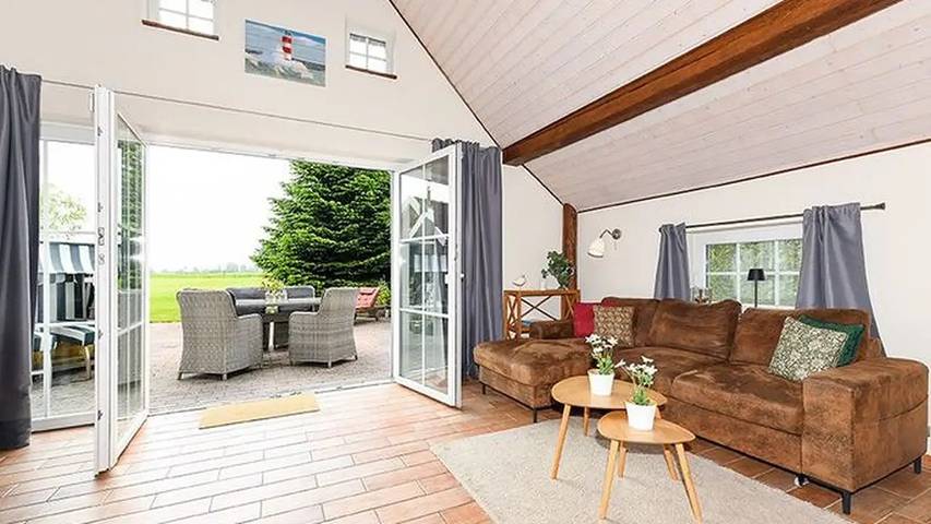 Ferienhaus für 4 Personen, mit Terrasse und Garten in Wittmund - 2