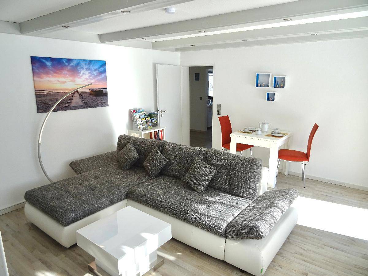 Ferienwohnung Piller **** - Neu renovierte Nichtraucher-Ferienwohnung für Zwei mit Sonnenterrasse in Michelsneukirchen, Eastern Bavaria
