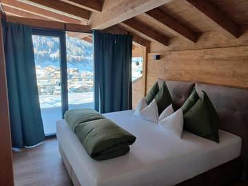 Hütte für 4 Personen, mit Ausblick und Garten, kinderfreundlich im Stubaital