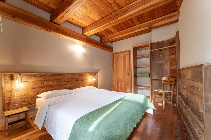 Chalet 'Civico 11' with Mountain View, Balcony and Wi-Fi in Marmora, Cuneo Provinsen