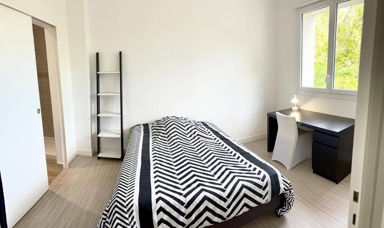Chambre dans maison Bordelaise 7 jours minimum in Talence, Région de Bordeaux