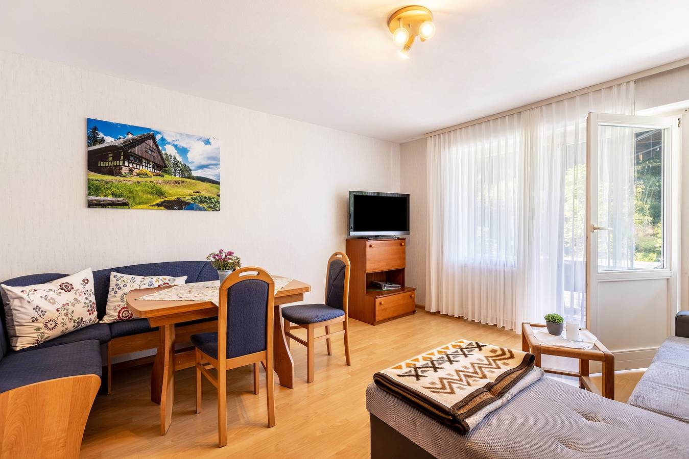 Ganze Wohnung, Ferienwohnung "Lorenz" mit privater Terrasse und Wlan in Triberg, Mittlerer Schwarzwald