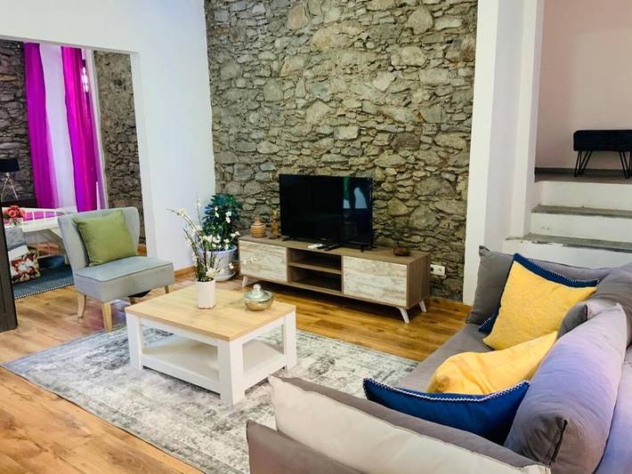 Maison d’hôte pour 3 personnes, avec jacuzzi dans Praia