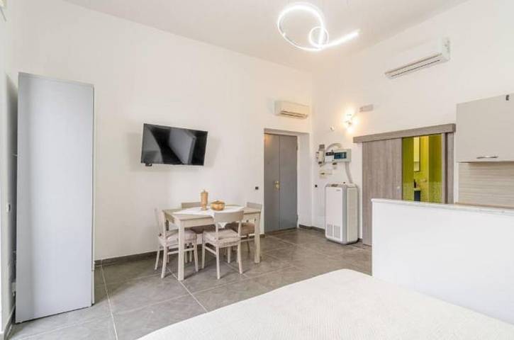 Location de vacances pour 2 personnes, avec vue et jardin, animaux acceptés à Ercolano - 3