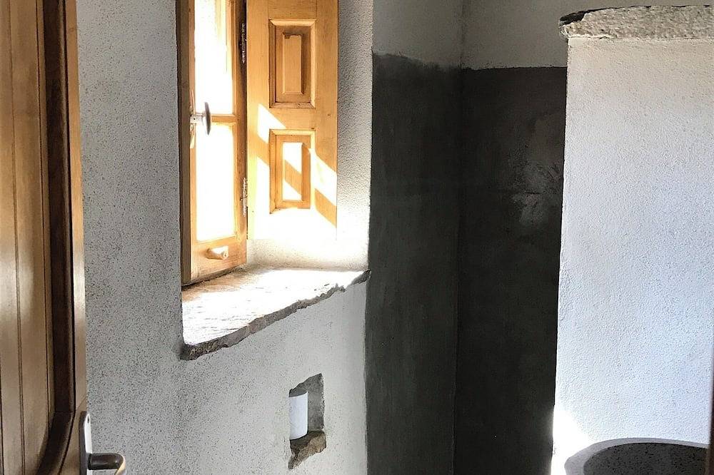 Former “U Fragnu” wine press in Omessa, Région de Corte