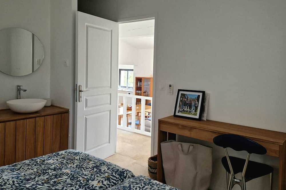 Charming family villa in Tourtour. 40 minutes from the Côte d'Azur. in Tourtour, Draguignan region