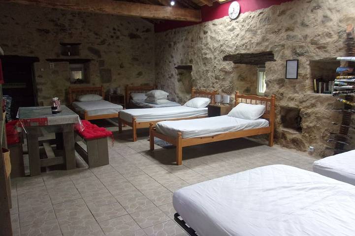 Location de vacances pour 10 personnes, avec piscine à La Forêt-sur-Sèvre - 2