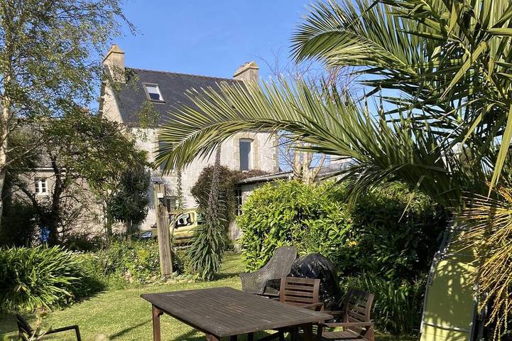 Location de vacances pour 6 personnes, avec jardin dans Plage Du Pouldu Santec