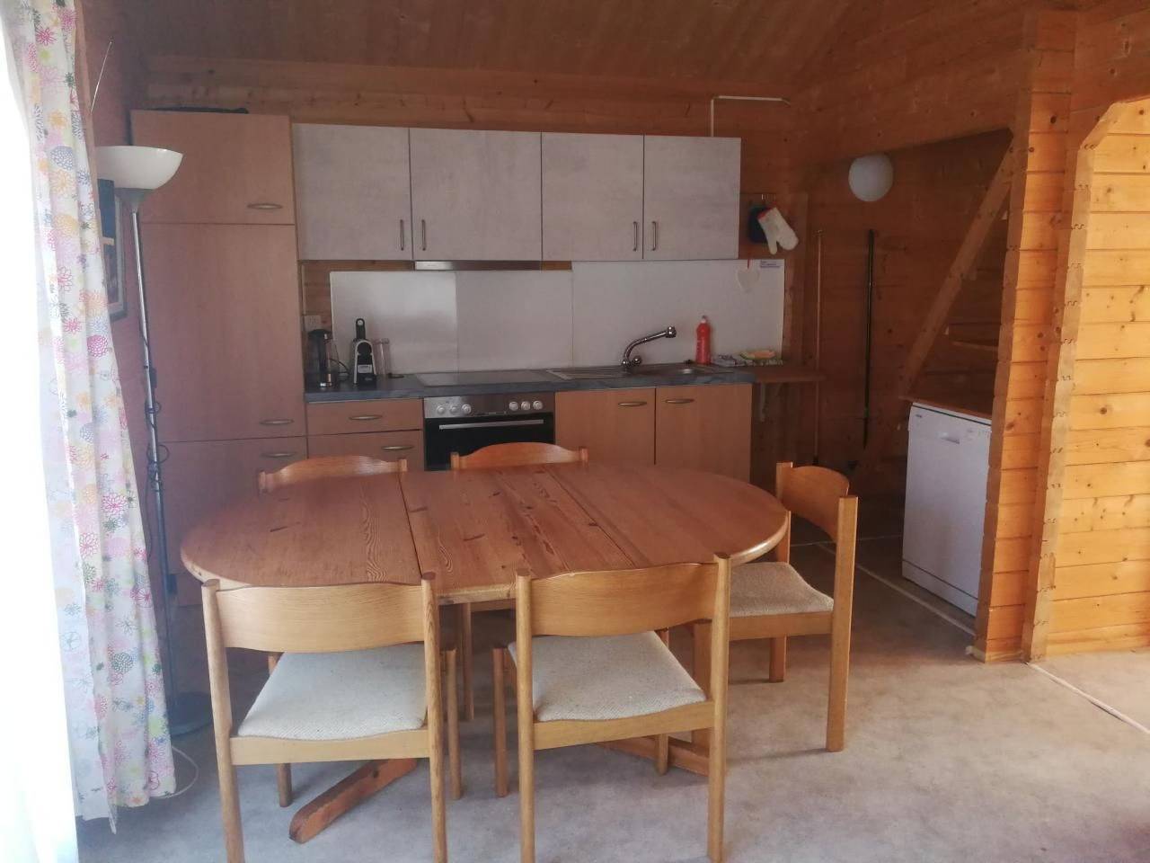 Chalet/ Blockhaus auf Camping in Oberwil im Simmental, Berner Oberland