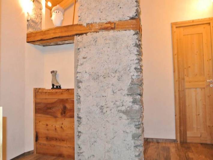 Gîte pour 12 personnes, avec balcon, adapté aux familles dans Office De Tourisme De Bessans - 3