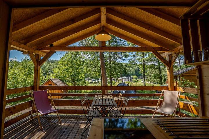 Camping pour 4 personnes, avec vue ainsi que jardin et terrasse en Alsace - 3