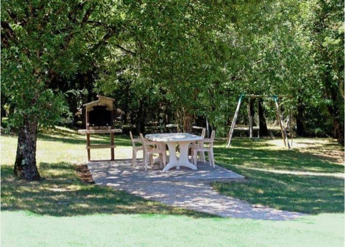 Location de vacances pour 12 personnes, avec Balcon et Terrasse ainsi que Jardin et Piscine à Autoire - 4