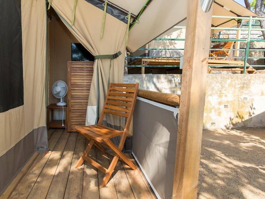 Camping El Far - Tienda de lona y madera 2 personas - Baleares in Calella, Costa del Maresme