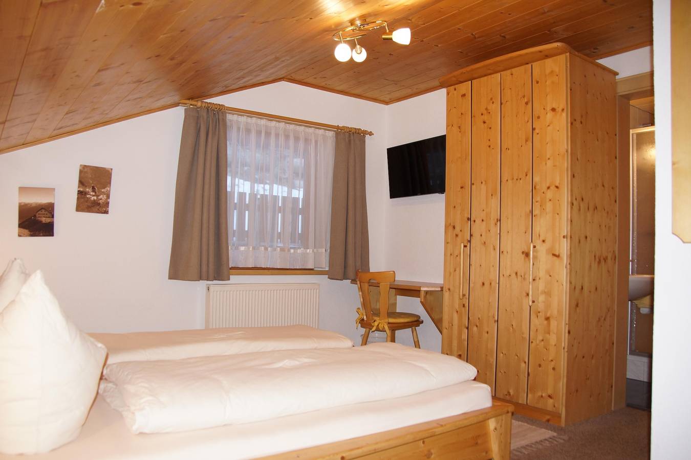 Ganze Ferienwohnung, Wohnung 4 Pers./2 Schlafräume/Dusche, Wc in Kappl, Verwall