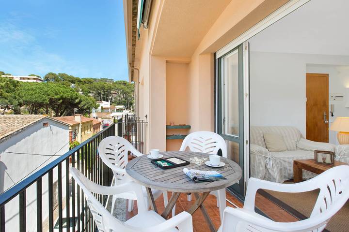 Ferienwohnung für 4 Personen, mit Balkon und Terrasse in Llafranc