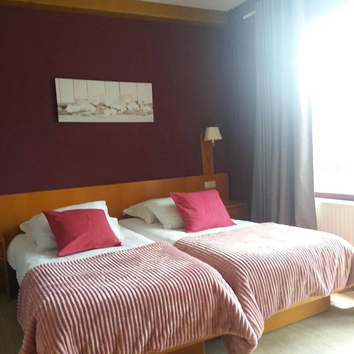 Hôtel pour 2 personnes, avec terrasse et vue, animaux acceptés à Genk - 3