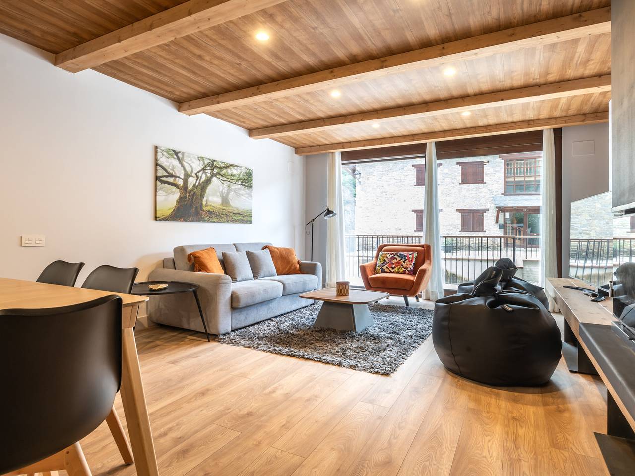 Appartement entier, Duplex élégant à Bagergue avec Wifi et parking, proche des pistes in Bagergue, Naut Aran