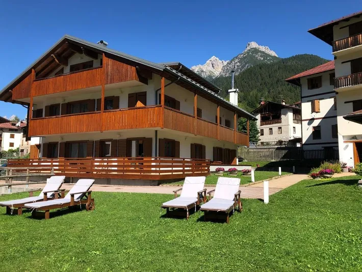 Apartmenthotel für 4 Personen, mit Ausblick und Garten - 1