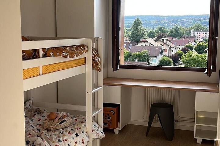 Apartamento entero, Bright apartment with balcony in Annecy in Meythet, Annecy (commune)
