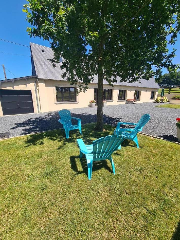 Gîte pour 6 personnes, avec terrasse et jardin à Ypreville-Biville