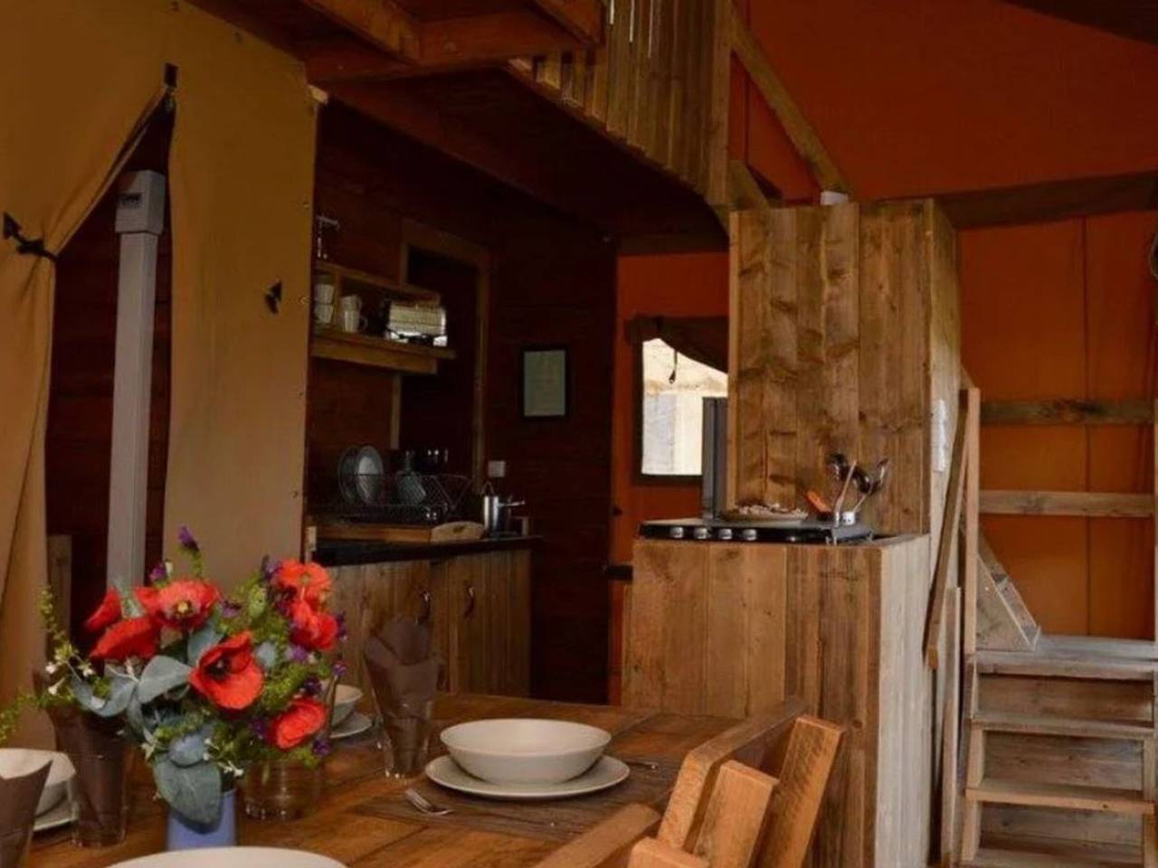 Tienda Lodge para 8 con Terraza en Sartène in Sartène, Distrito de Sartène