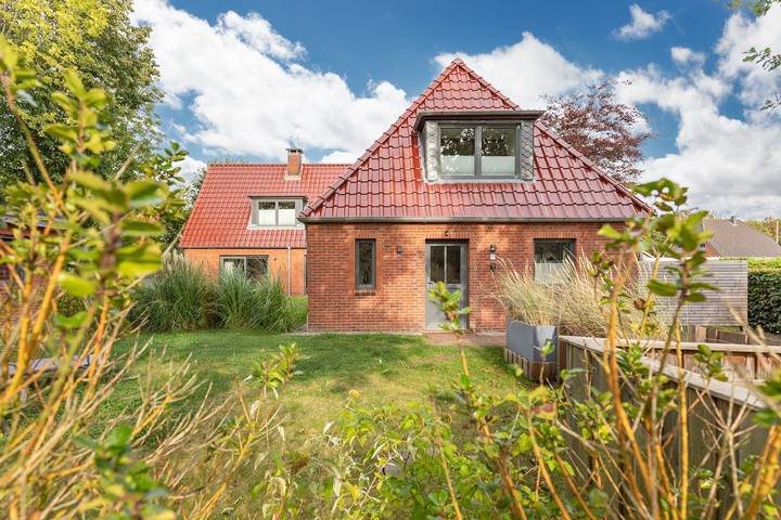 Ferienhaus für 4 Personen, mit Terrasse und Garten, mit Haustier in Tating