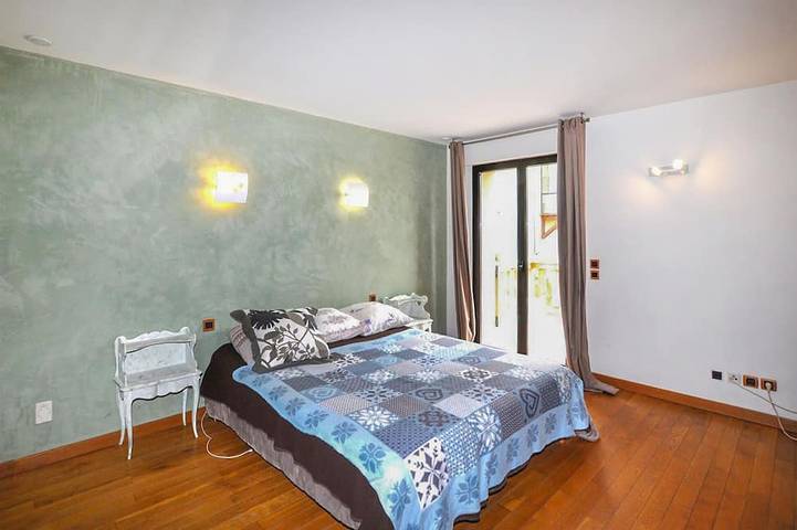 Location de vacances pour 12 personnes, avec terrasse à Réal - 2