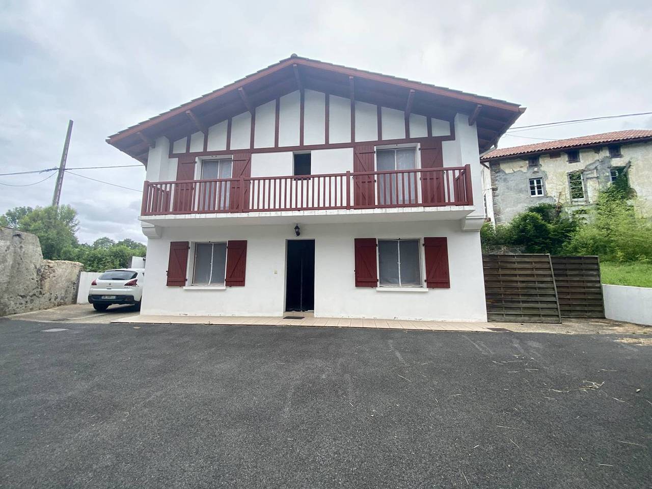 Appartement entier, Appartement mitoyen avec terrasse - 4 pers. in Cambo-les-Bains, Région de Bayonne