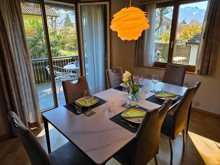 Gîte pour 7 personnes, avec jardin ainsi que terrasse et vue, animaux acceptés à Thun - 4