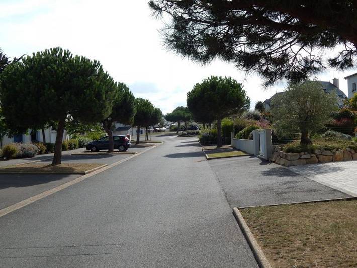 Gîte pour 4 personnes, avec piscine ainsi que terrasse et jardin à Pléneuf-Val-André - 2