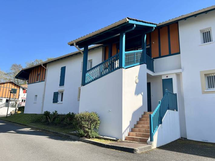 Gîte pour 2 personnes, avec piscine et terrasse à Cambo-les-Bains - 2