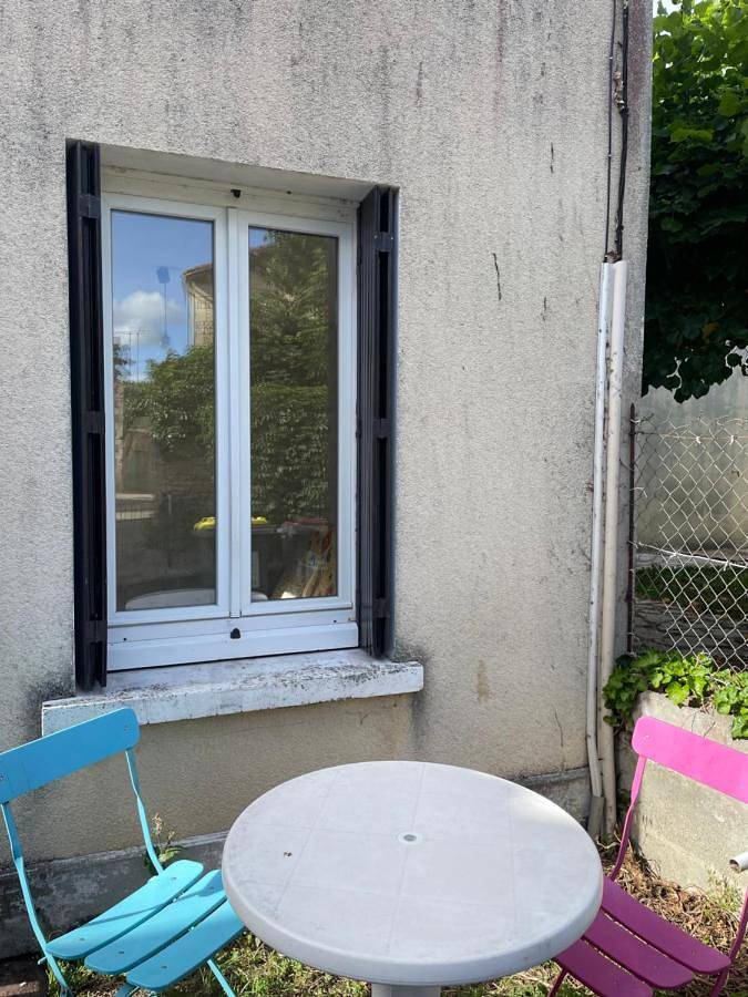 Location de vacances pour 4 personnes, avec terrasse dans Office de Tourisme de Coulon - Maison du Marais Poitevin - 4