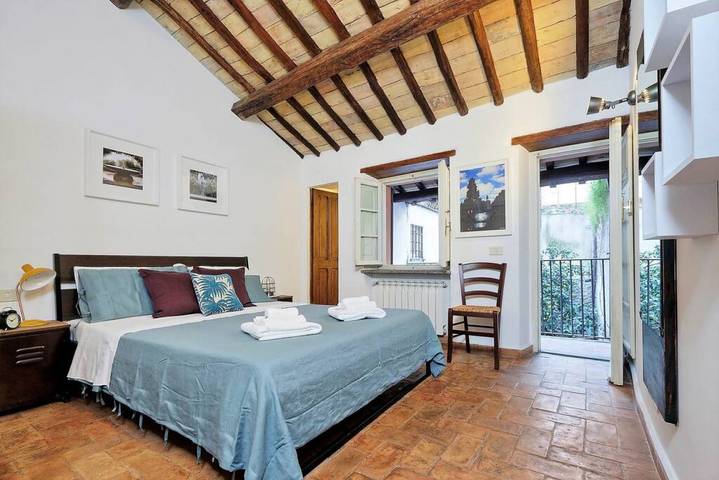 Ganze Wohnung, Ferienwohnung für 6 Personen mit Garten in Trastevere, Rom