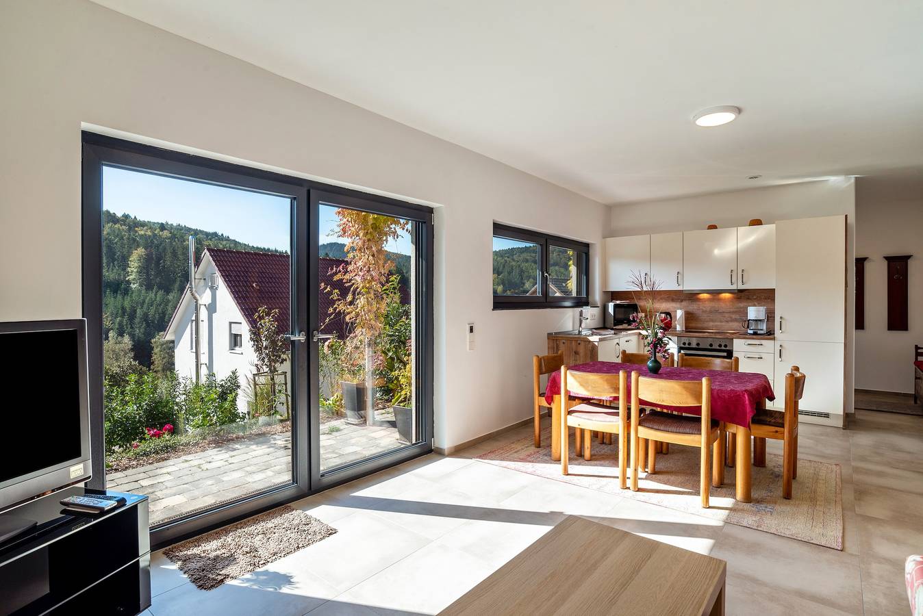 Ganze Wohnung, Ferienwohnung "Rennbachtal" mit Privatterrasse, Gemeinschaftsgarten und Wlan in Bad Herrenalb, Nordschwarzwald