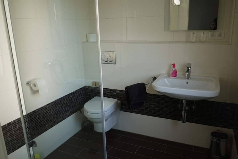 Ganze Wohnung, Dreibettzimmer - Neckar-Koje in Neckarsulm, Kurpfalz